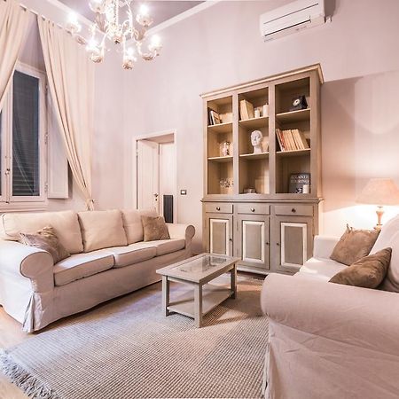 Stunning Apt 5min Walk to Duomo Florenz Exterior foto