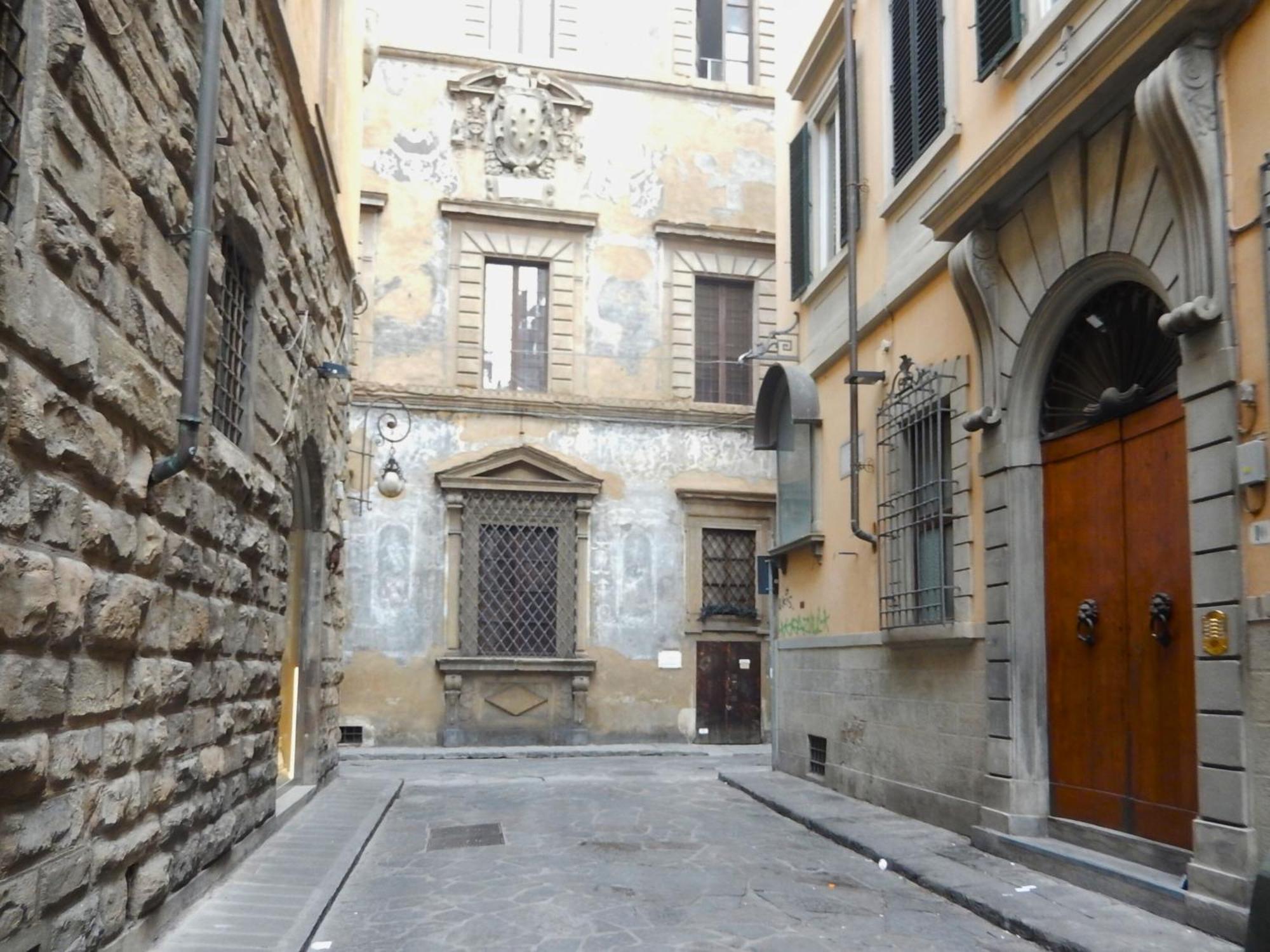 Stunning Apt 5min Walk to Duomo Florenz Exterior foto