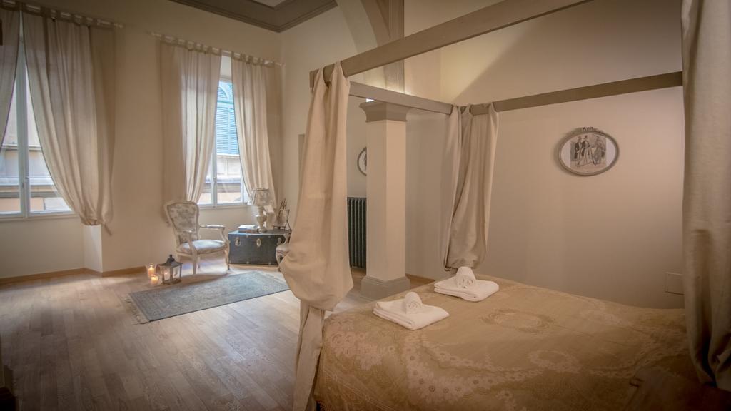 Stunning Apt 5min Walk to Duomo Florenz Exterior foto